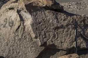 Piedra: 79, Cara decorada: III