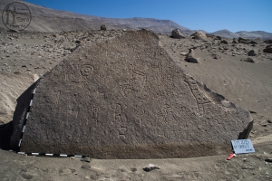 Piedra: 495, Cara decorada: I