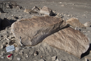 Piedra: 540, Cara decorada: II
