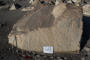 Piedra: 630, Cara decorada: I