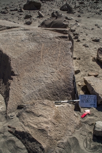Piedra: 657, Cara decorada: III