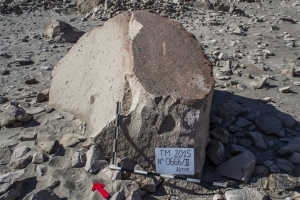 Piedra: 666, Cara decorada: II