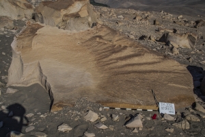 Piedra: 681, Cara decorada: I