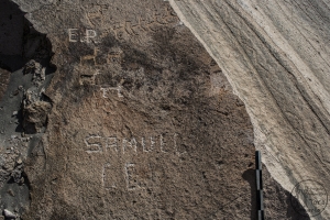 Piedra: 693, Cara decorada: II