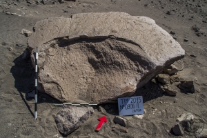 Piedra: 906, Cara decorada: I