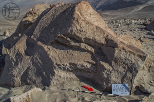 Piedra: 945, Cara decorada: II
