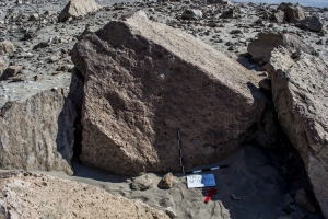 Piedra: 977, Cara decorada: II