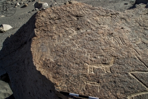 Piedra: 1035, Cara decorada: III