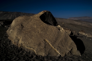 Piedra: 1069, Cara decorada: IV