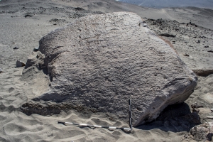 Piedra: 1096, Cara decorada: I