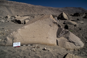 Piedra: 1101, Cara decorada: II