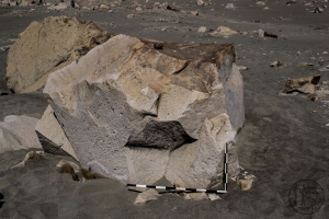 Piedra: 1104, Cara decorada: II