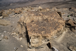 Piedra: 1135, Cara decorada: I