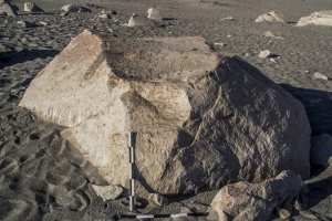 Piedra: 1166, Cara decorada: II