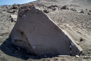 Piedra: 1209, Cara decorada: I
