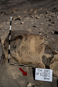 Piedra: 1218, Cara decorada: I