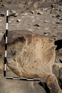 Piedra: 1218, Cara decorada: I