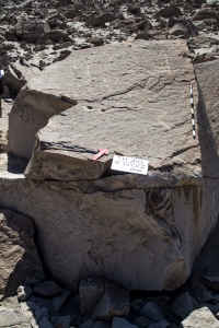 Piedra: 1243, Cara decorada: II