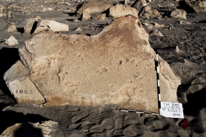 Piedra: 1282, Cara decorada: I