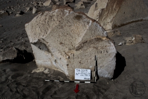 Piedra: 1294, Cara decorada: I