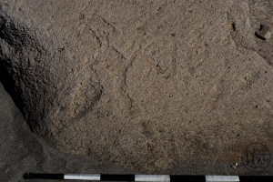 Piedra: 1320, Cara decorada: I