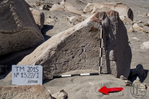 Piedra: 1322, Cara decorada: I
