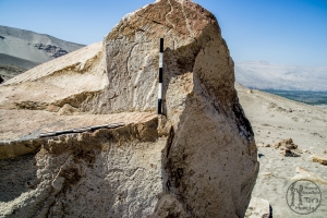 Piedra: 1330, Cara decorada: VI