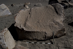 Piedra: 1340, Cara decorada: I
