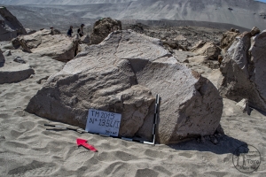 Piedra: 1354, Cara decorada: I