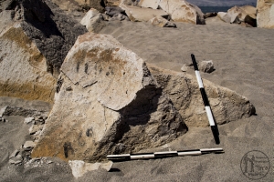 Piedra: 1357, Cara decorada: I