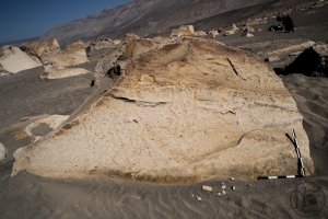 Piedra: 1370, Cara decorada: I