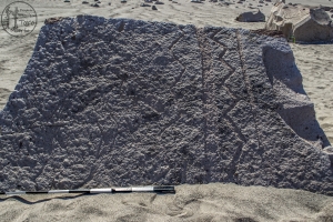 Piedra: 1373, Cara decorada: I