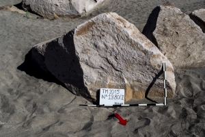 Piedra: 1380, Cara decorada: II