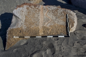 Piedra: 1385, Cara decorada: I