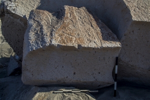 Piedra: 1395, Cara decorada: I