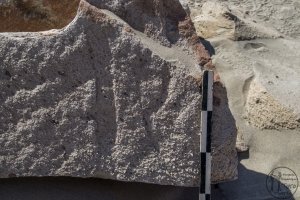 Piedra: 1429, Cara decorada: I