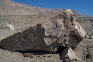 Piedra: 1435, Cara decorada: VI
