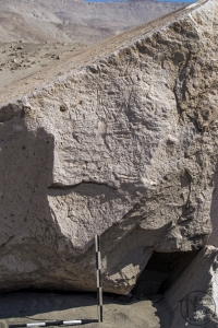 Piedra: 1435, Cara decorada: VI