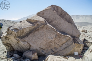 Piedra: 1582, Cara decorada: I
