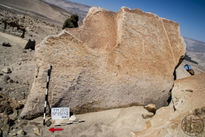 Piedra: 1589, Cara decorada: III